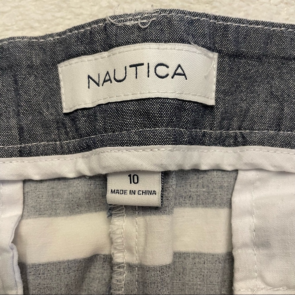 Nautica Striped Palm Tree Sailor Shorts. Size 10 - Picture 5 of 6